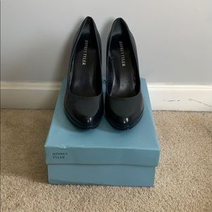 Blue pumps 4.5 in heel great condition